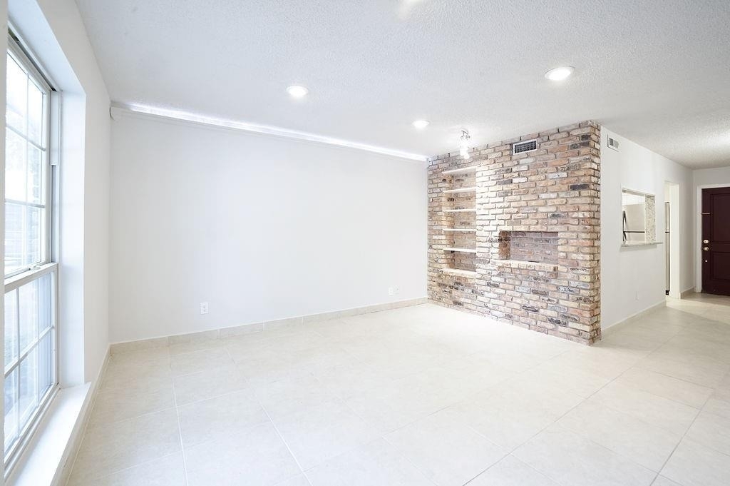 2503 Mccue Road - Photo 2