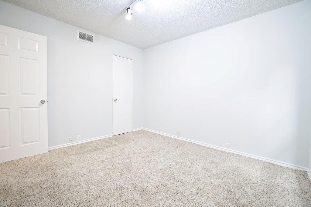 2503 Mccue Road - Photo 15