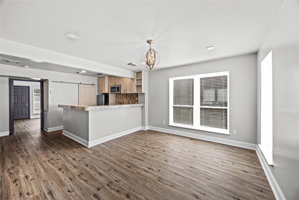1716 Maryland Street - Photo 4