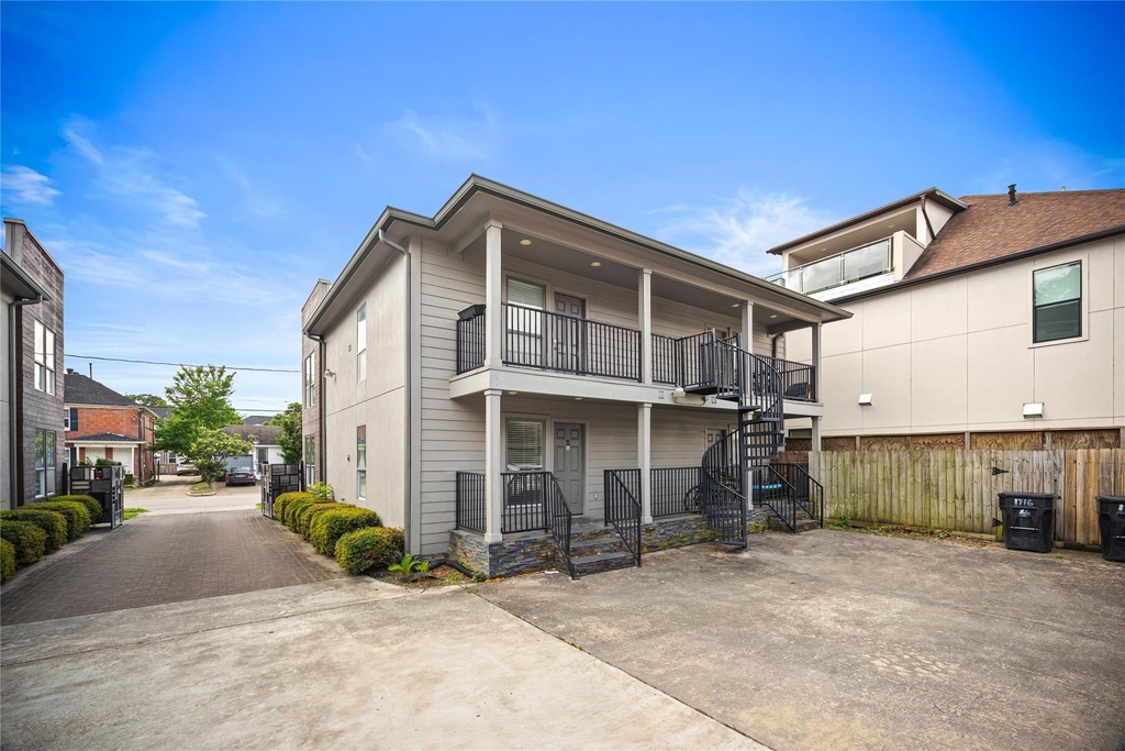 1716 Maryland Street - Photo 14