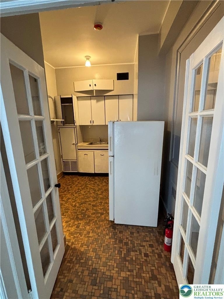 809 W Linden Street - Photo 6
