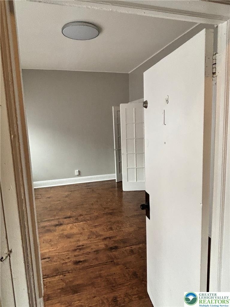 809 W Linden Street - Photo 1