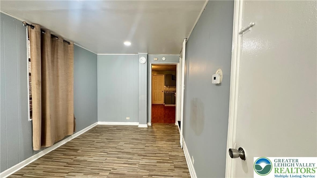 542 N New Street - Photo 5
