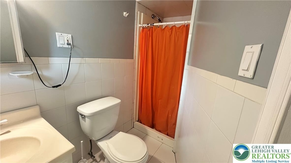 542 N New Street - Photo 18