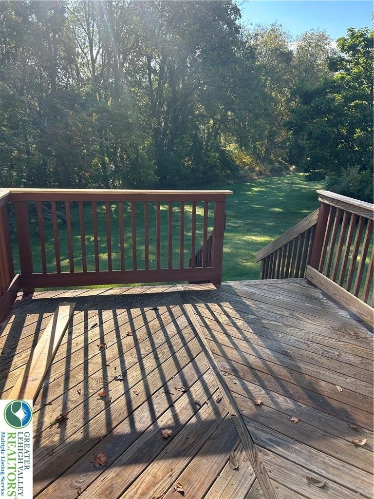 3013 Delaware Drive - Photo 2