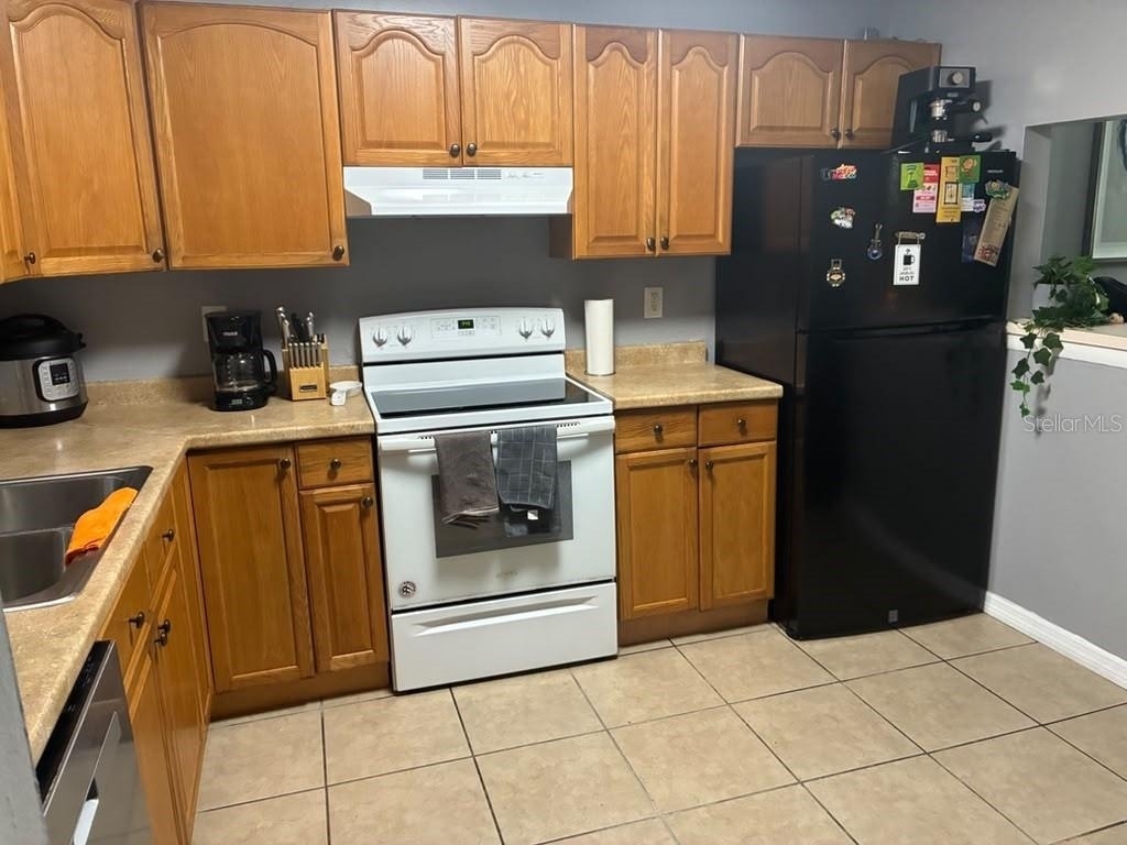 14415 Americana Circle - Photo 2