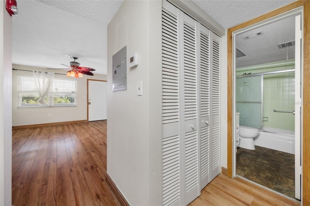 1001 77th Avenue N - Photo 6