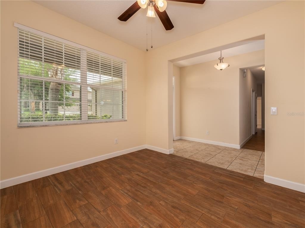 20162 Oakflower Avenue - Photo 5