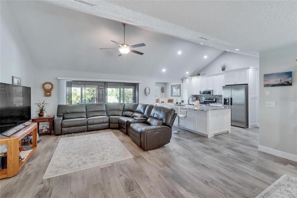 1839 Wolf Laurel Drive - Photo 7