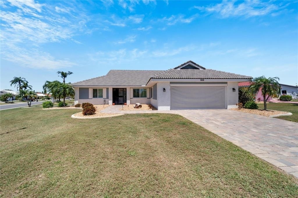 1839 Wolf Laurel Drive - Photo 1