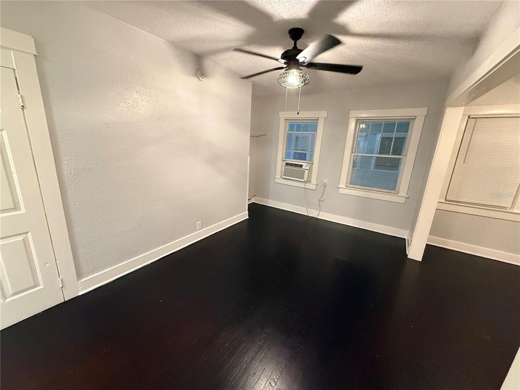 308 Grove Street N - Photo 9