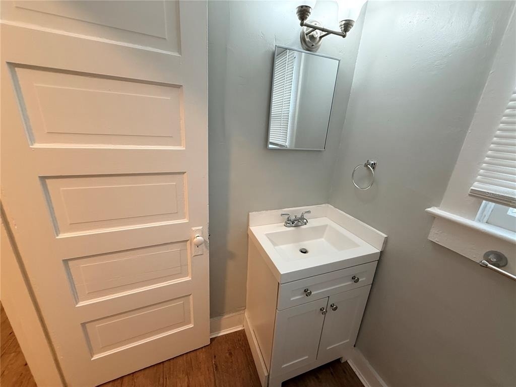 308 Grove Street N - Photo 14