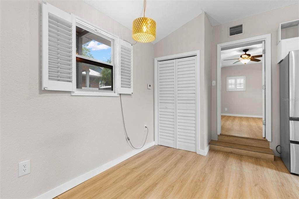 123 N Safford Avenue - Photo 28