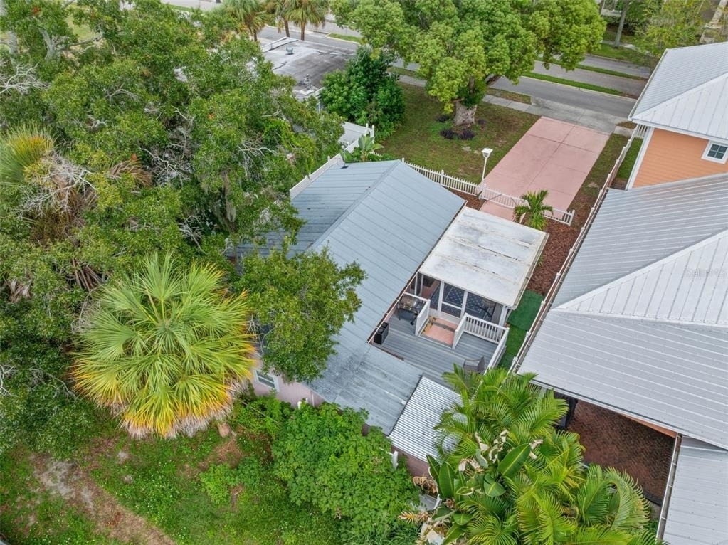 123 N Safford Avenue - Photo 2