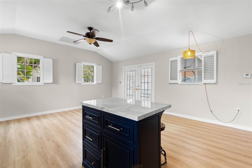 123 N Safford Avenue - Photo 26