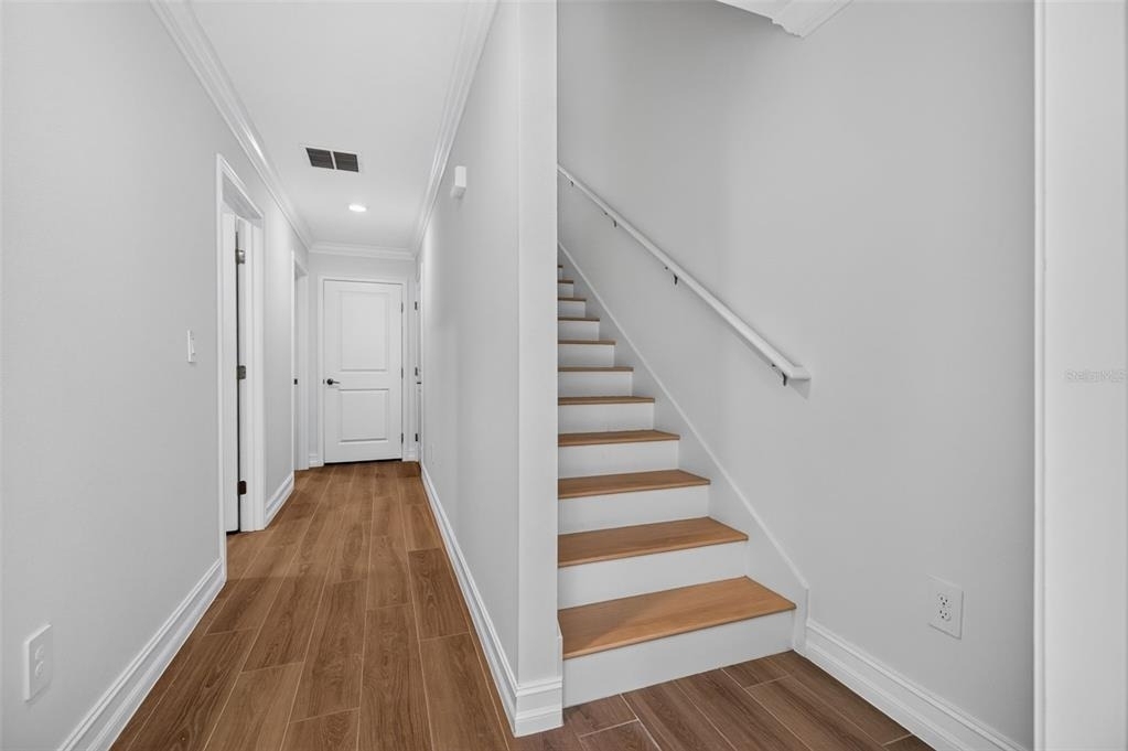 1439 West Chestnut Street - Photo 1
