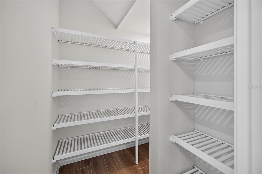 1439 West Chestnut Street - Photo 17