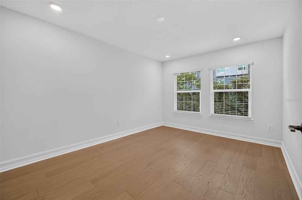 1439 West Chestnut Street - Photo 25