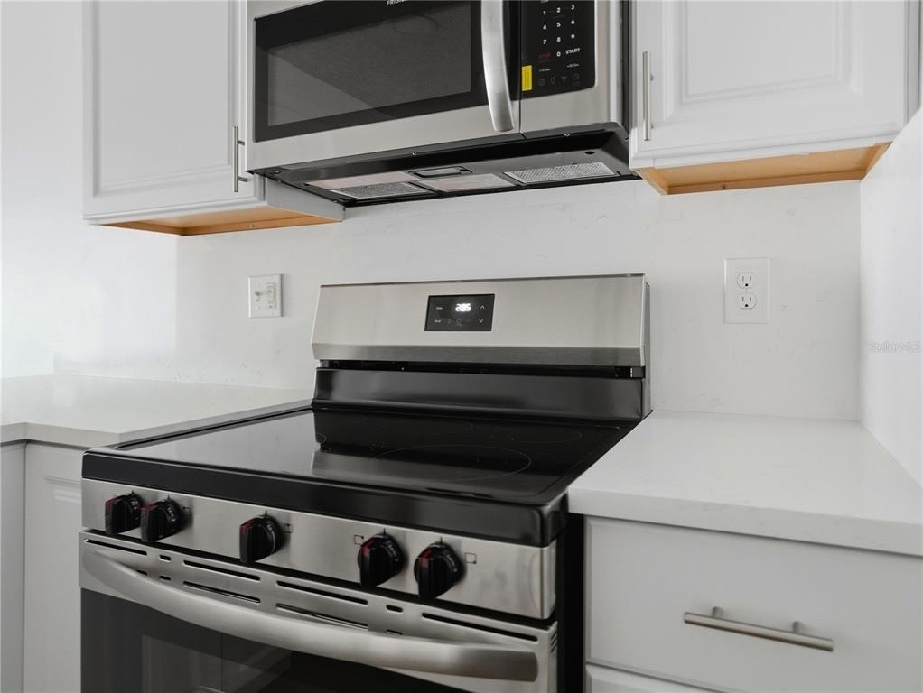 9824 Pocono Street - Photo 11