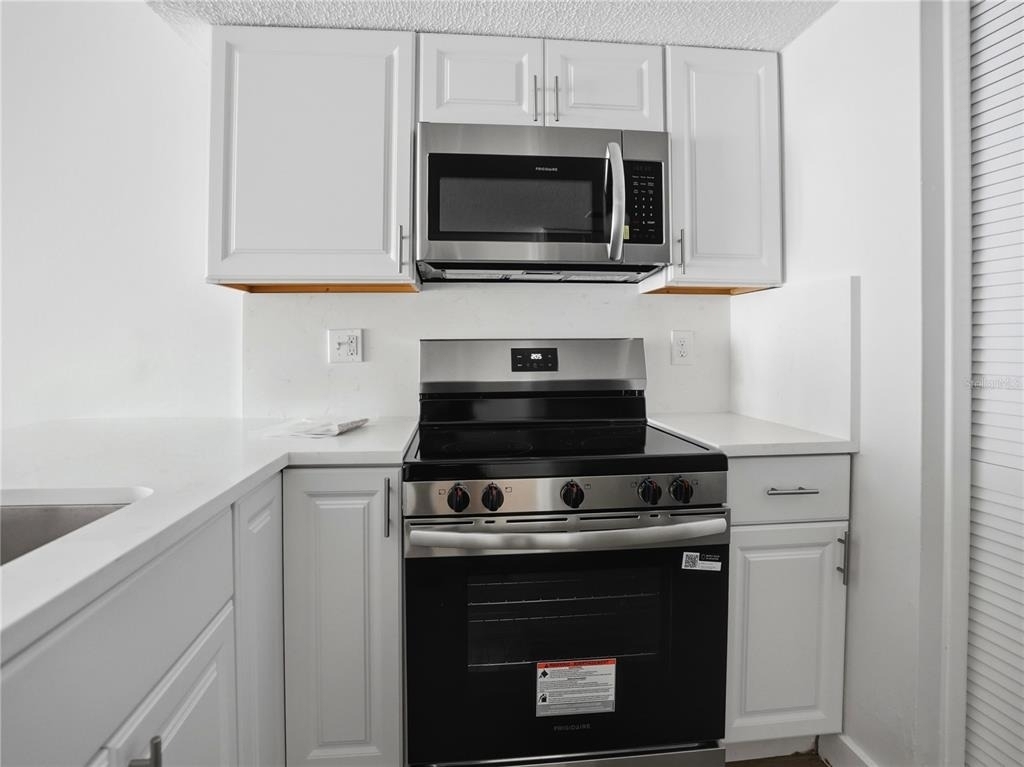 9824 Pocono Street - Photo 12