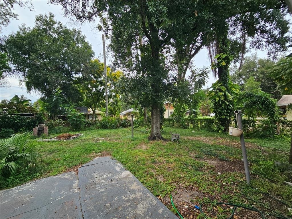 715 Longfellow Boulevard - Photo 17