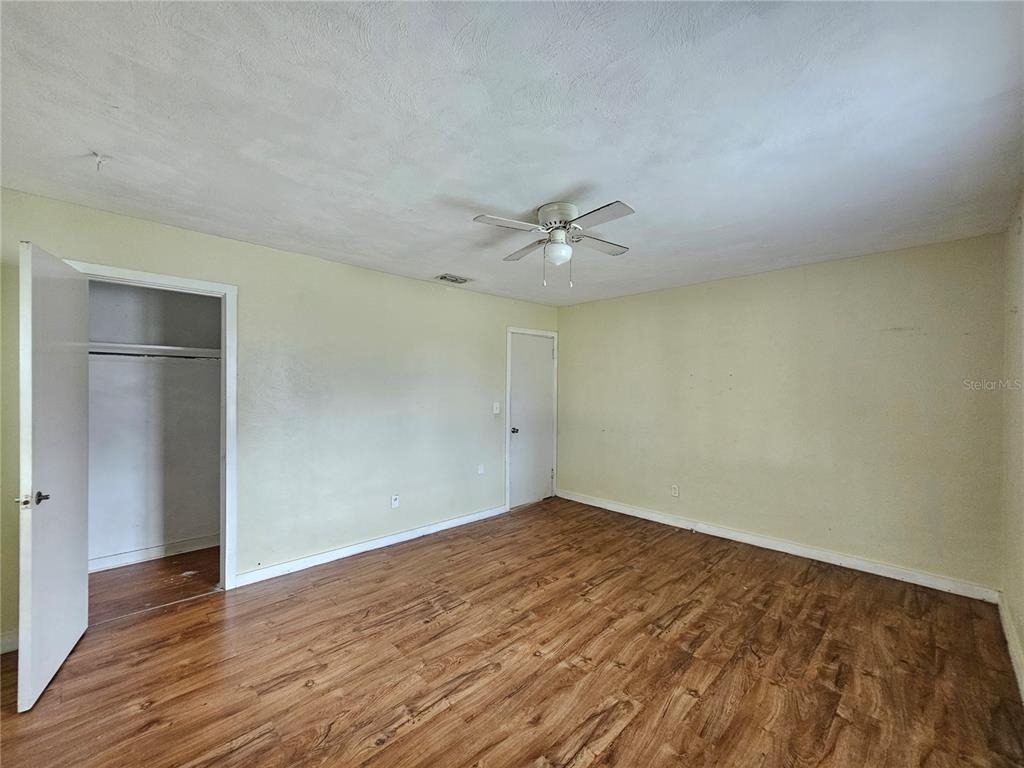 715 Longfellow Boulevard - Photo 10