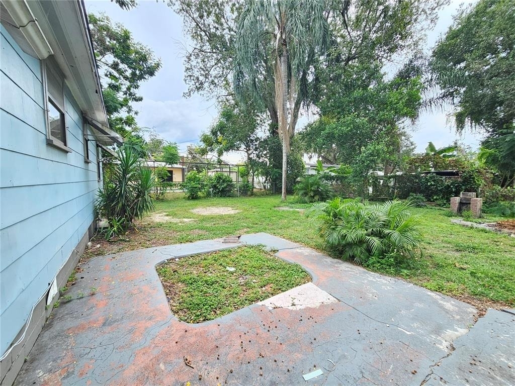 715 Longfellow Boulevard - Photo 16