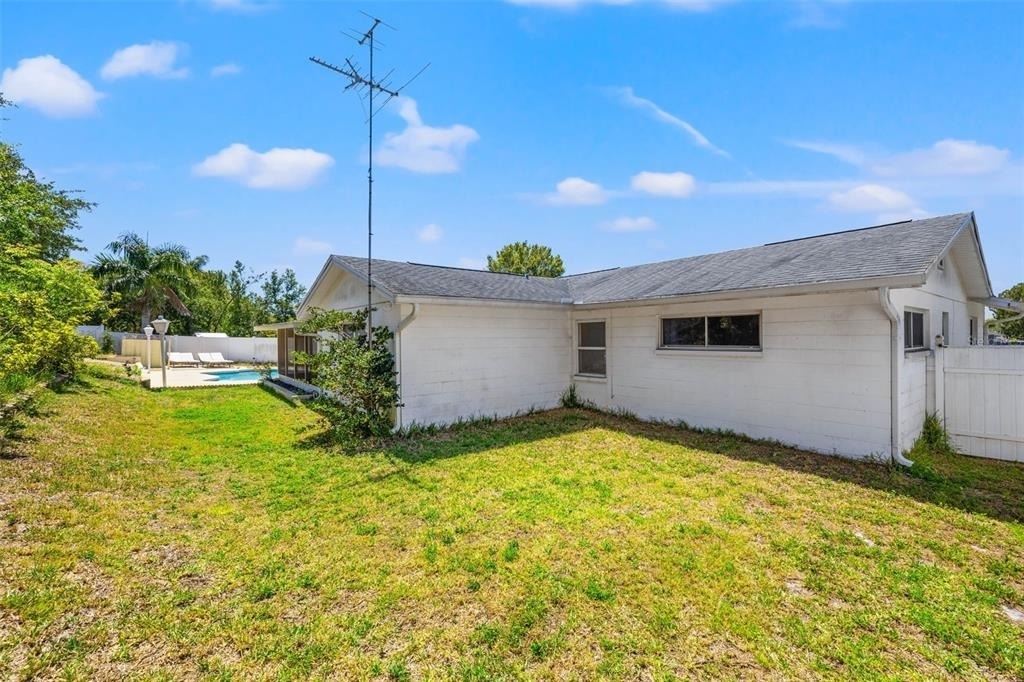 5015 54th Street N - Photo 26