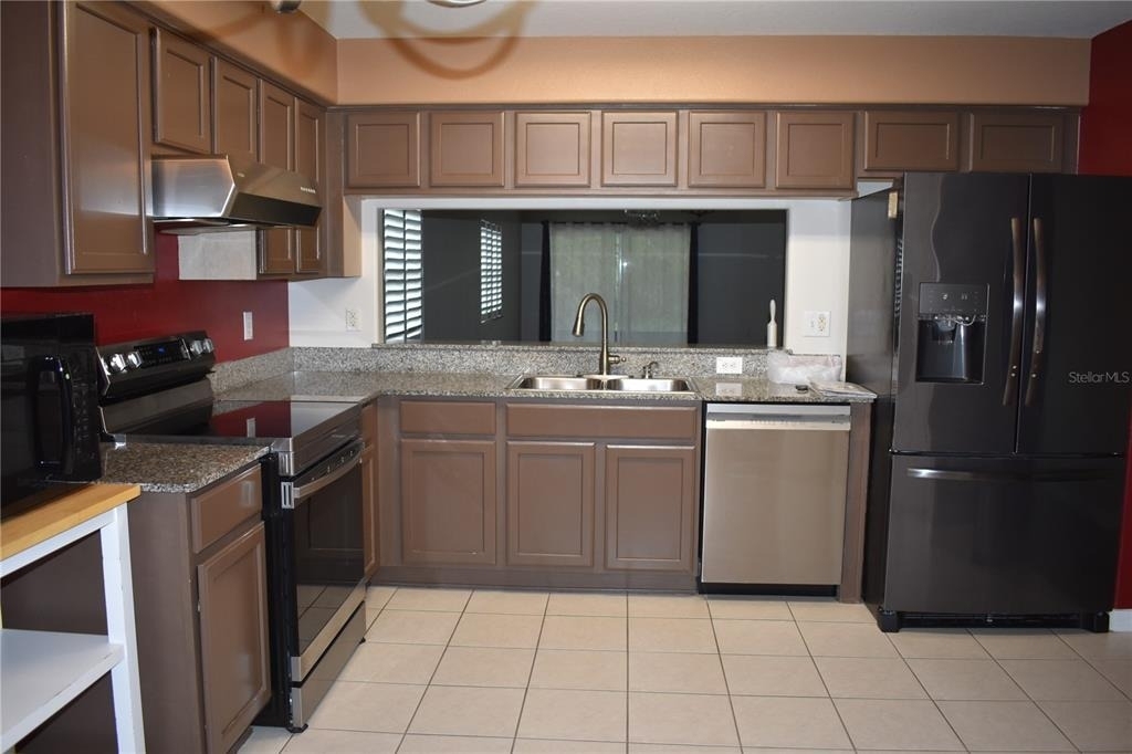 25803 Crippen Drive - Photo 7