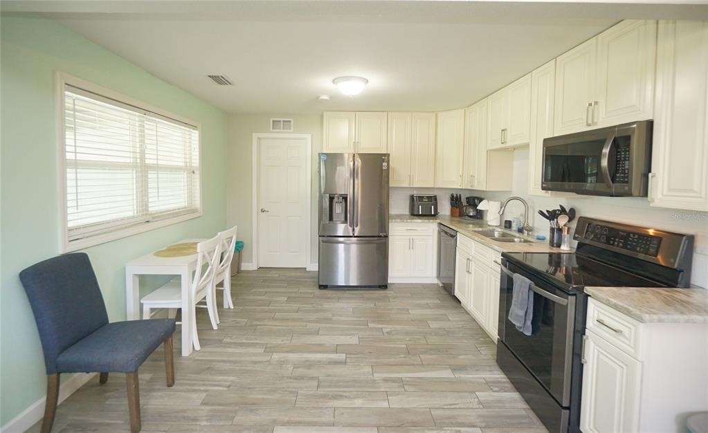 4411 W Leila Avenue - Photo 3