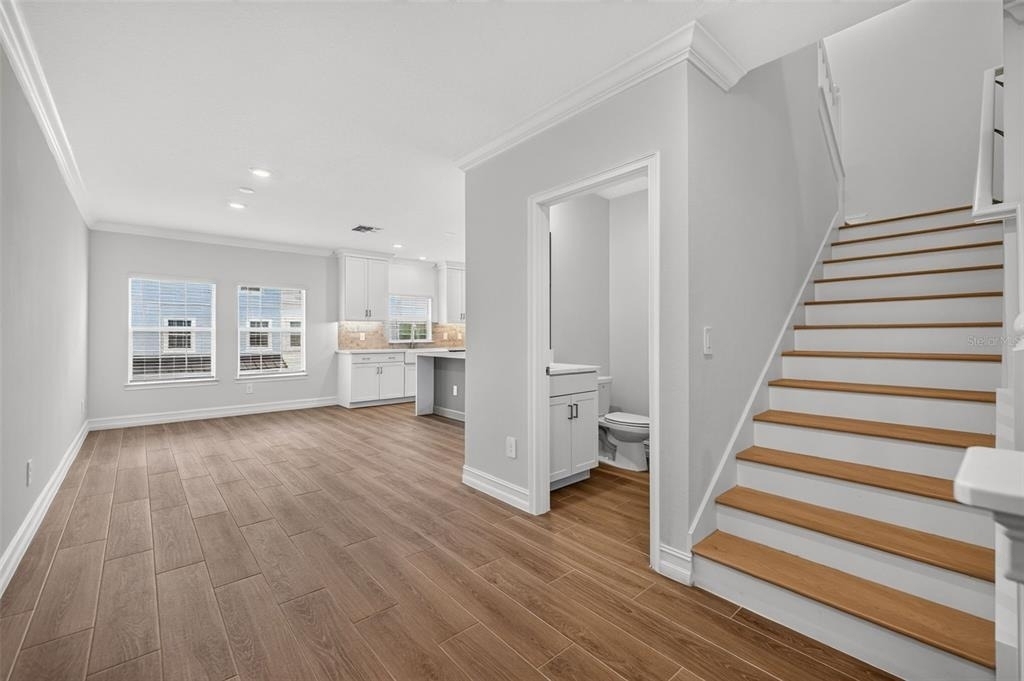 1445 West Chestnut Street - Photo 5