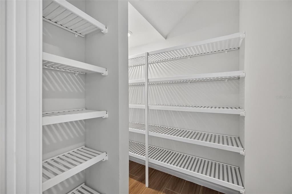 1445 West Chestnut Street - Photo 17