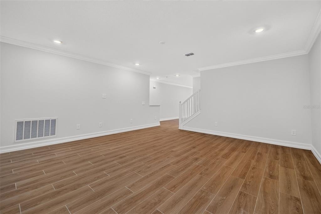 1445 West Chestnut Street - Photo 7