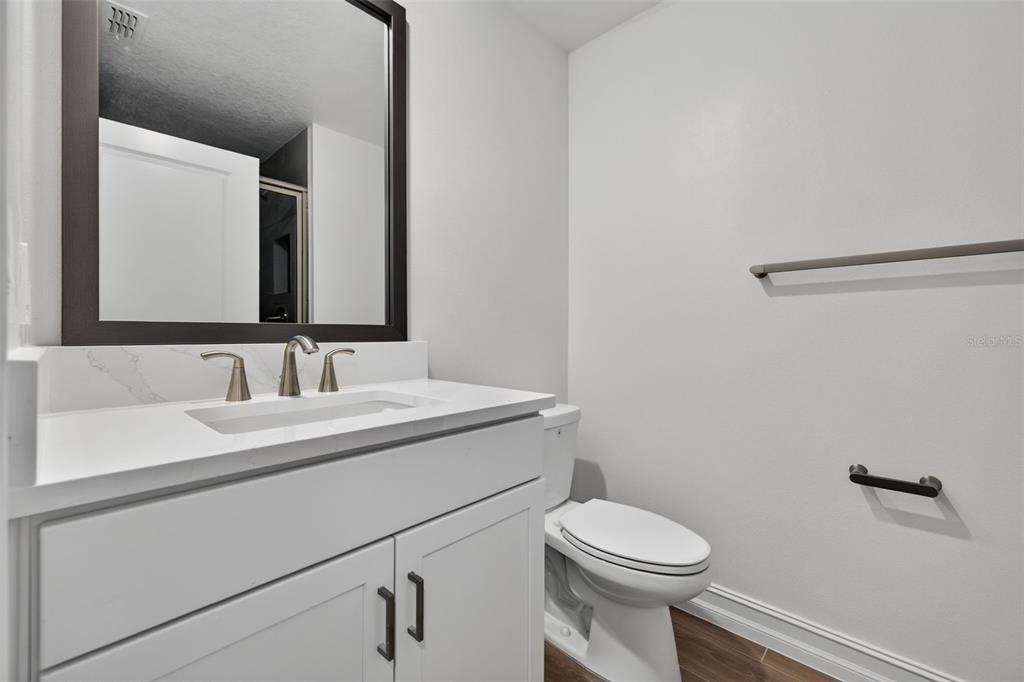 1445 West Chestnut Street - Photo 3