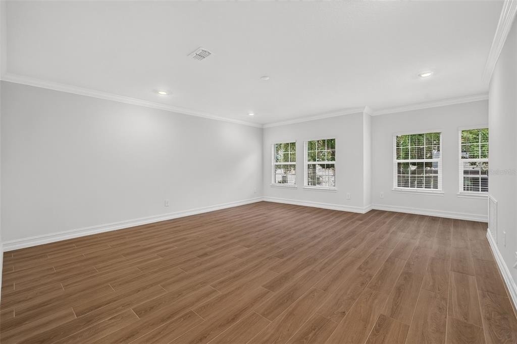 1445 West Chestnut Street - Photo 8