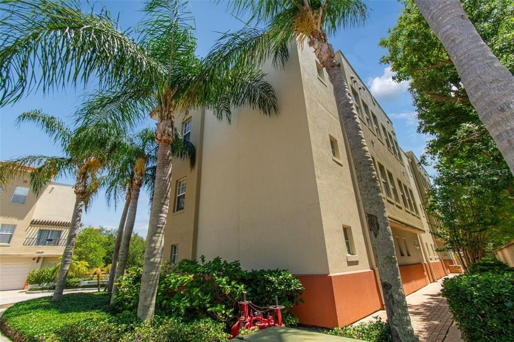 650 Siren Wind Lane - Photo 2