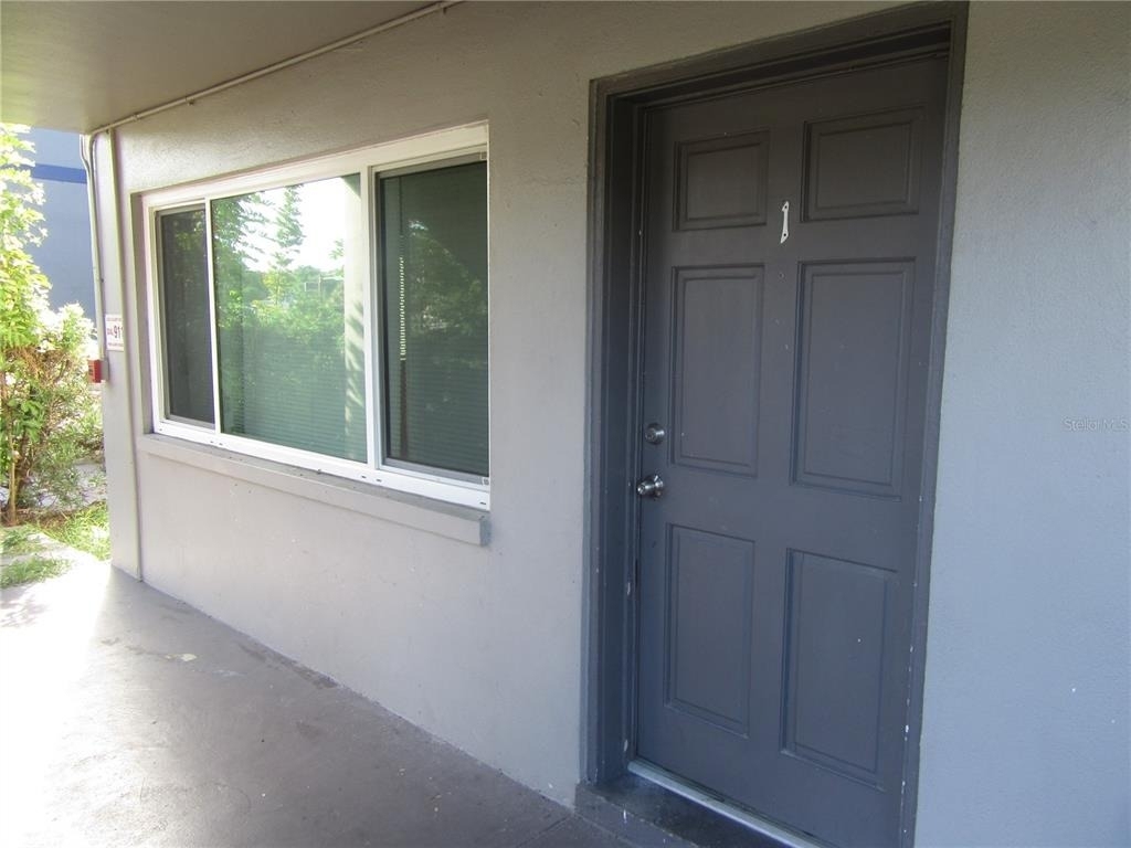 5900 22nd Avenue N - Photo 0