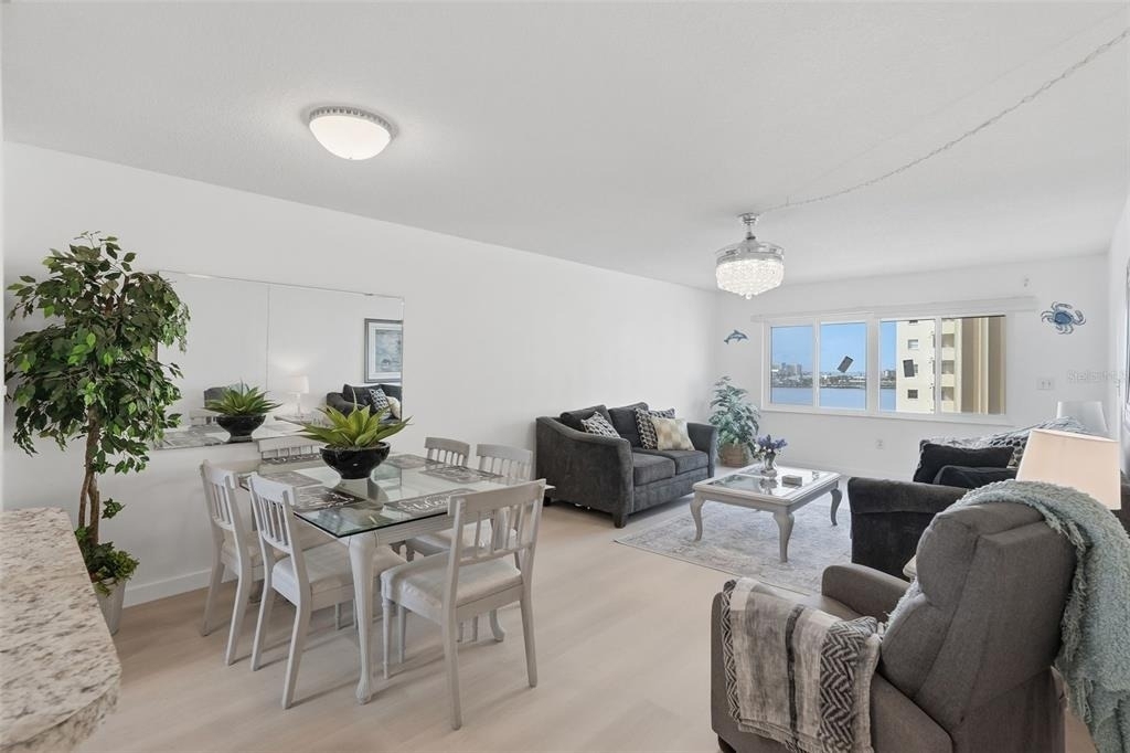 4550 Cove Circle - Photo 6