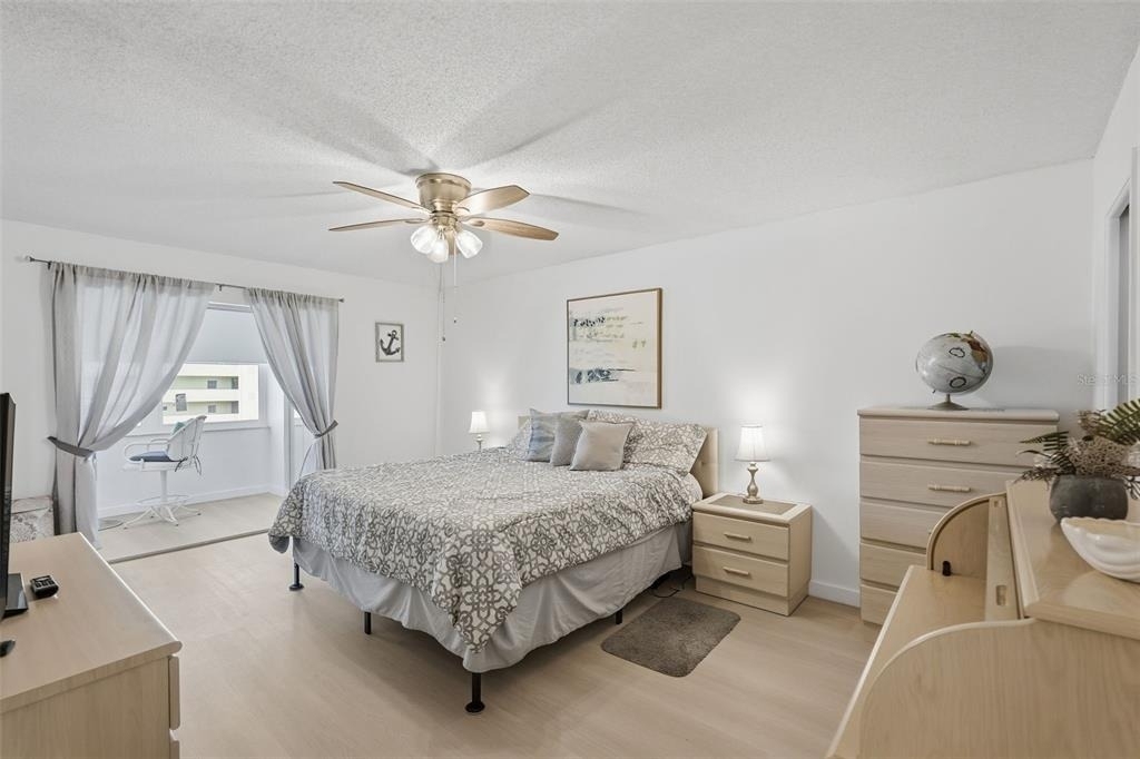 4550 Cove Circle - Photo 14