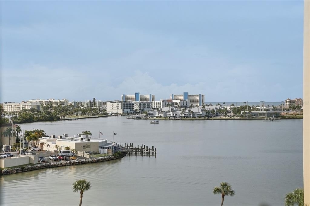 4550 Cove Circle - Photo 10