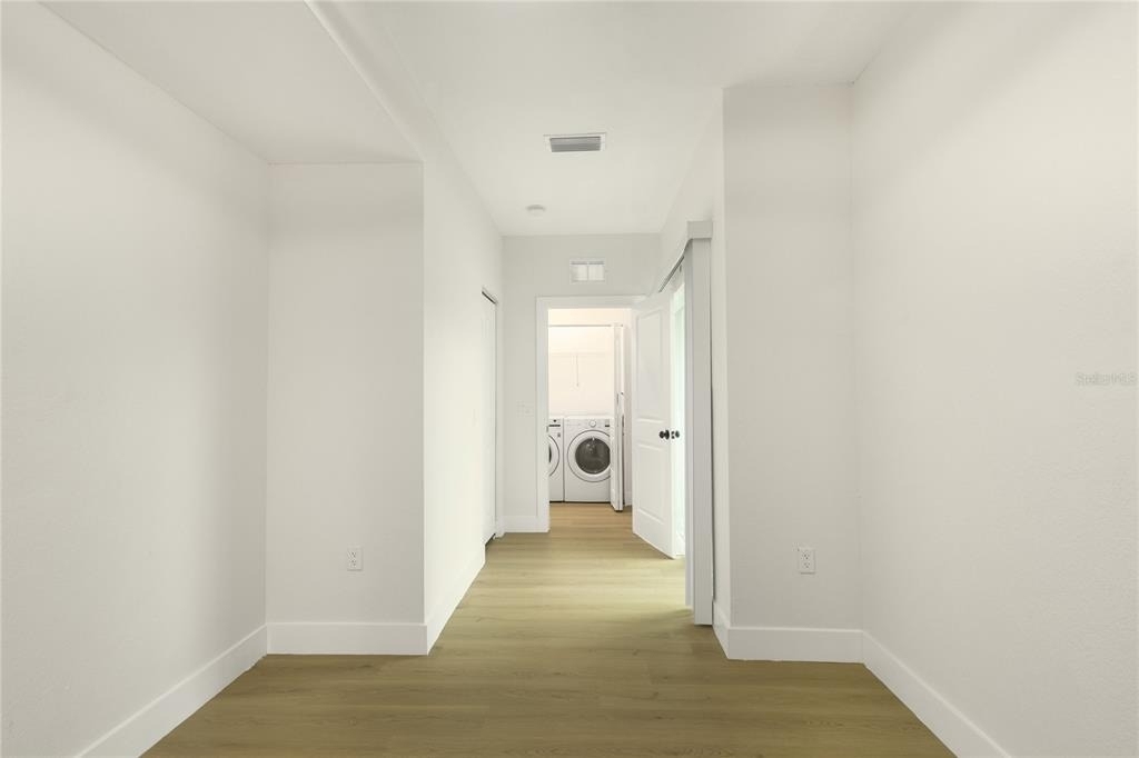 910 E Osborne Avenue - Photo 7