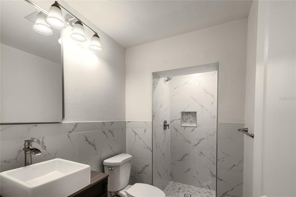 910 E Osborne Avenue - Photo 15