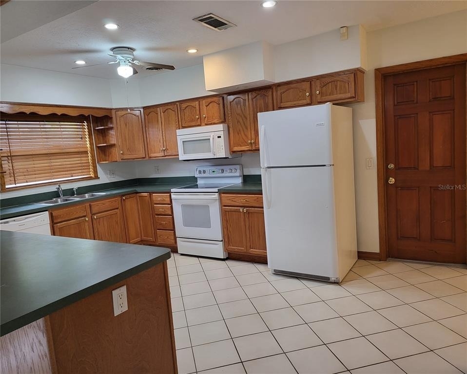 1601 Summerdale Drive S - Photo 9
