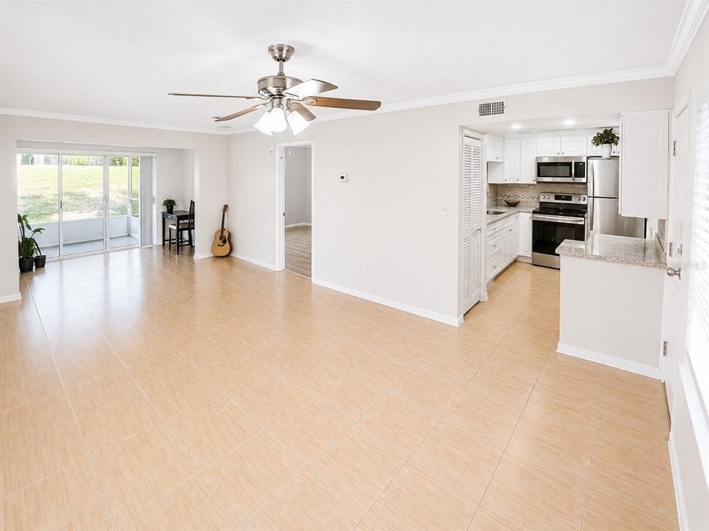 946 Virginia Street - Photo 2