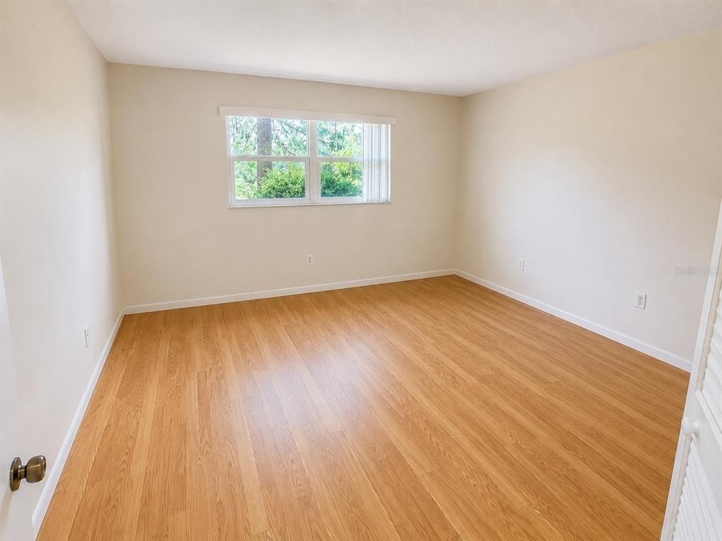 946 Virginia Street - Photo 3