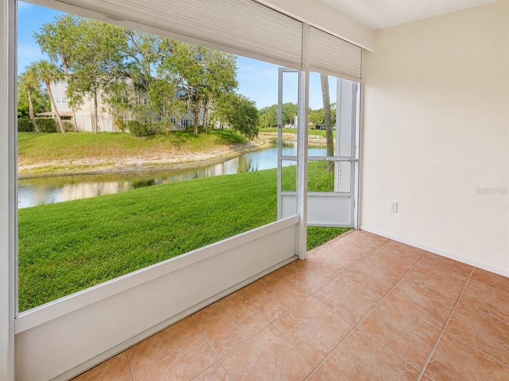 946 Virginia Street - Photo 4