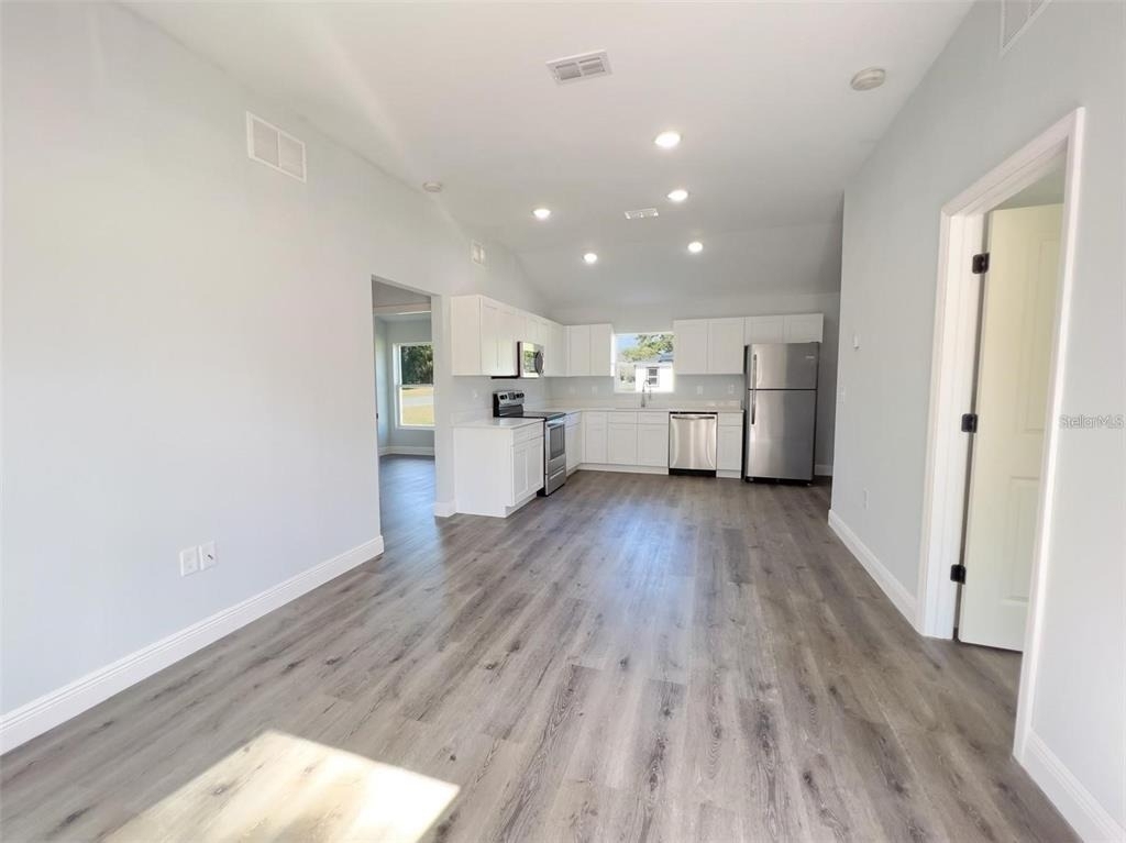 3 Cedar Tree Place - Photo 1