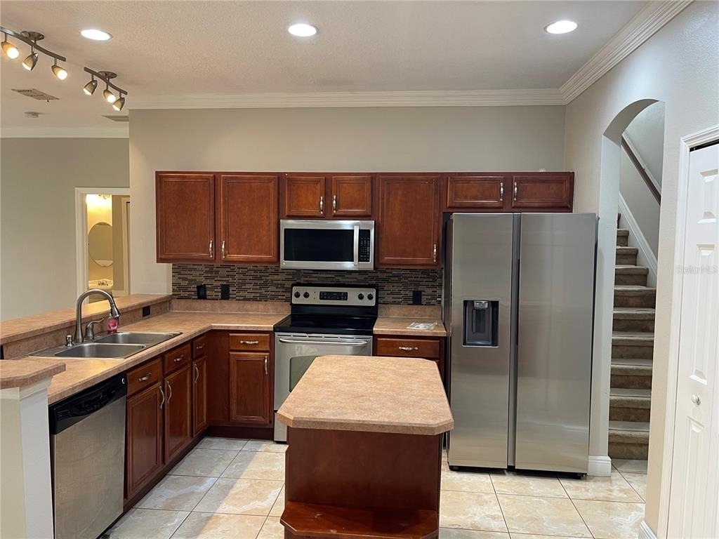3930 Port Sea Place - Photo 1