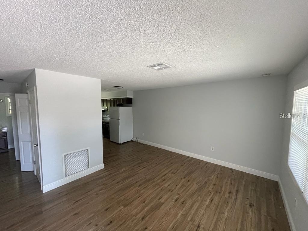 10460 Se Us Highway 441 - Photo 2