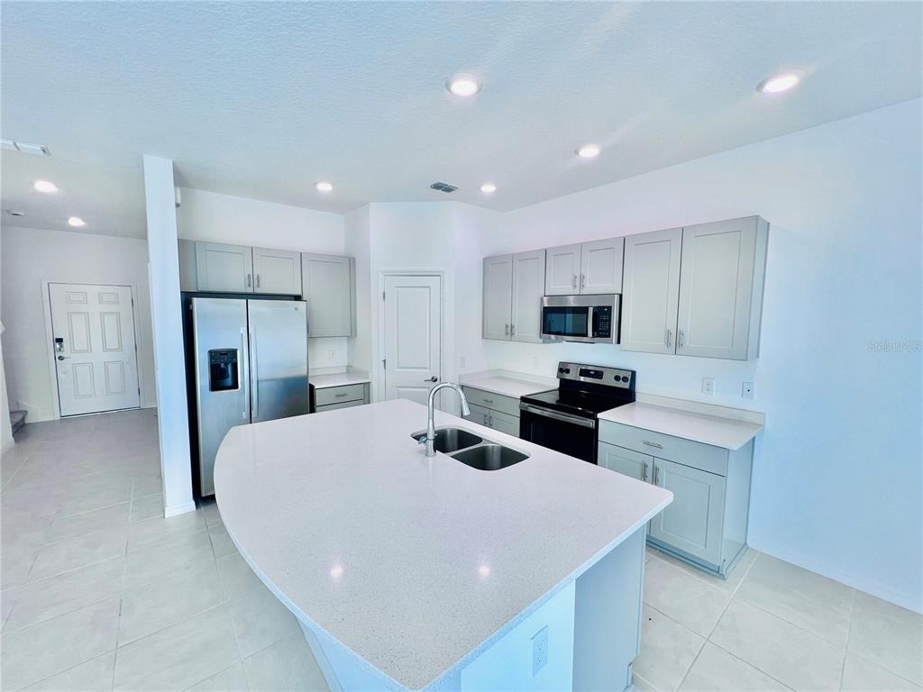 1288 Lago Vista Court - Photo 6